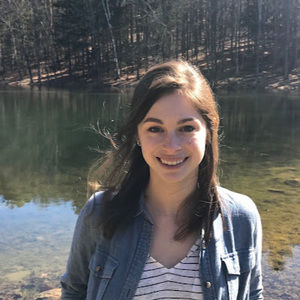 Meet your Posher, Emily